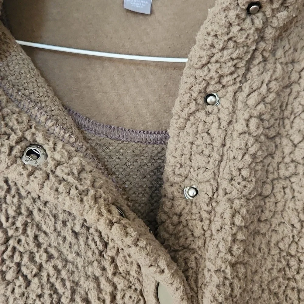 Women's Green Sherpa Sweater, Aerie Medium - Picture 6 of 7